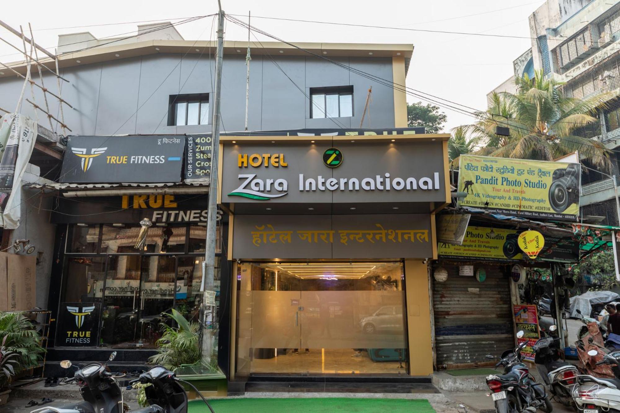 Hotel Zara International Mumbai  Buitenkant foto