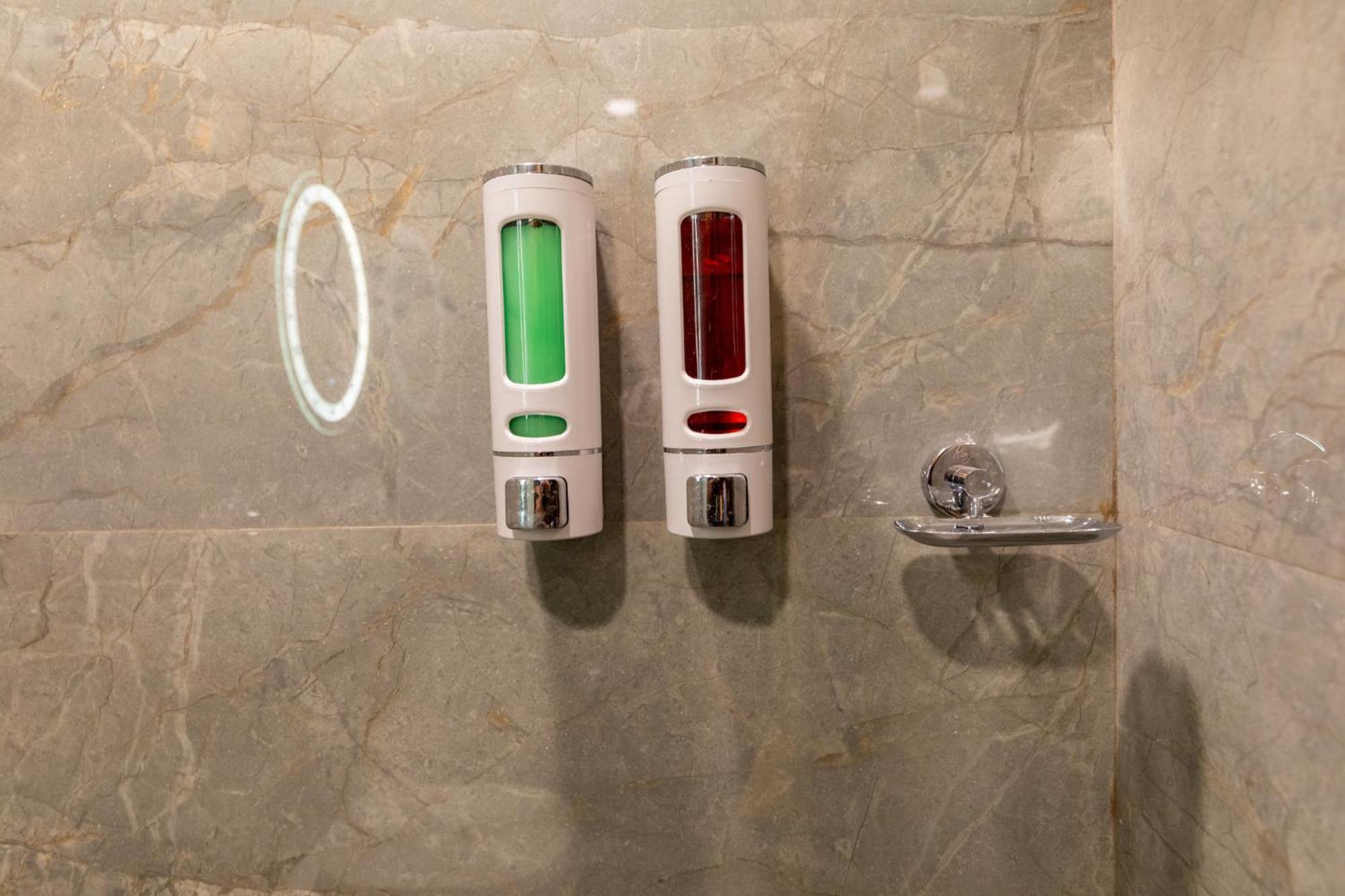 Hotel Zara International Mumbai  Buitenkant foto